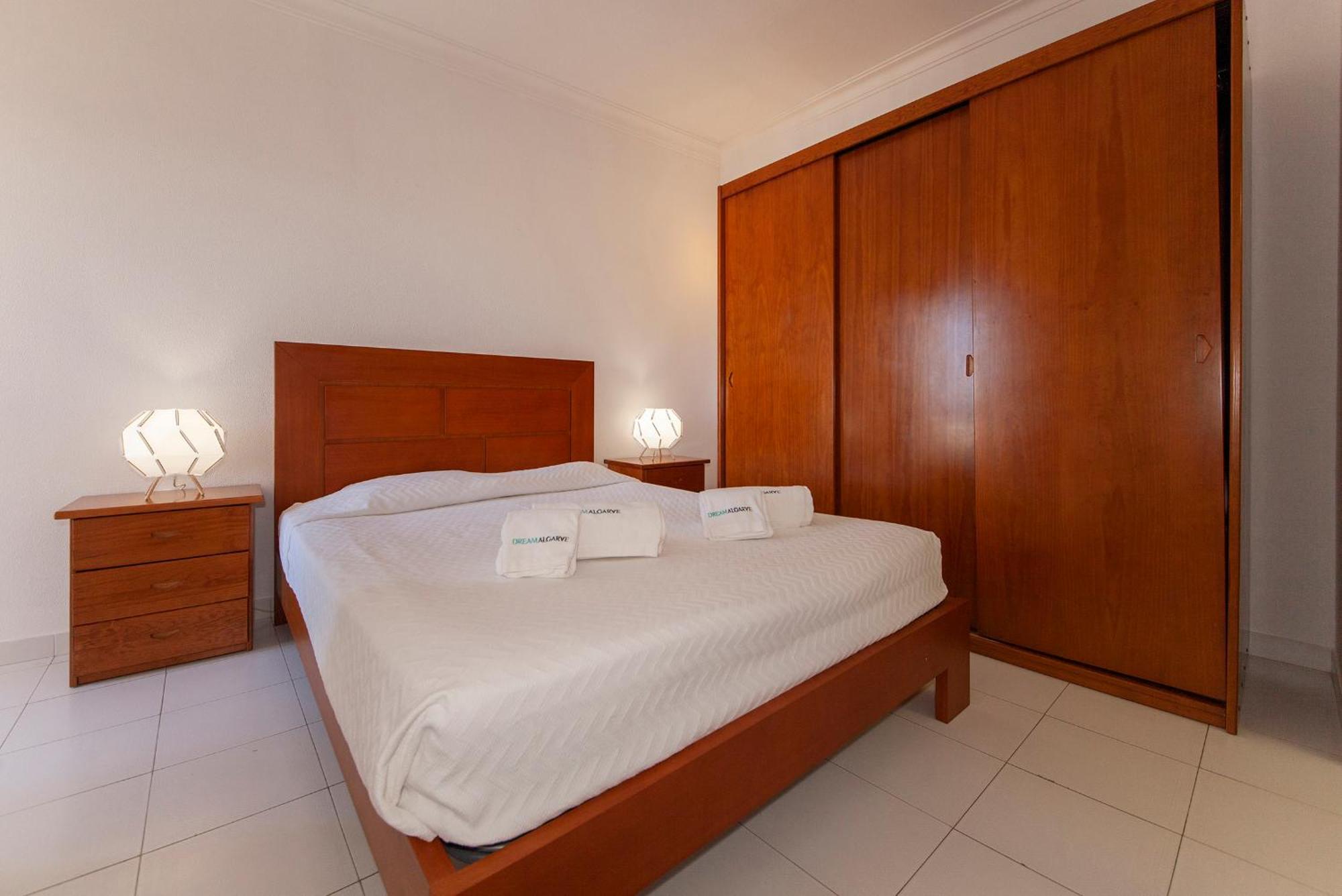 B25 - Candimar Beach Apartment Portimão Dış mekan fotoğraf